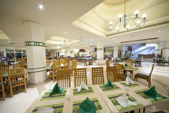 Imagen general del Hotel Coral Beach Resort Montazah. Foto 2