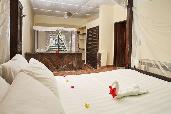Imagen de la habitación del Hotel Coral Beach Resort, Playa Diani. Foto 10