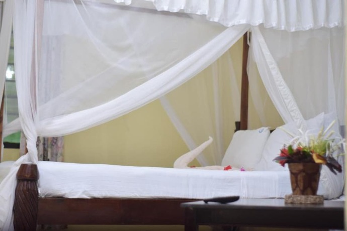 Imagen de la habitación del Hotel Coral Beach Resort, Playa Diani. Foto 14