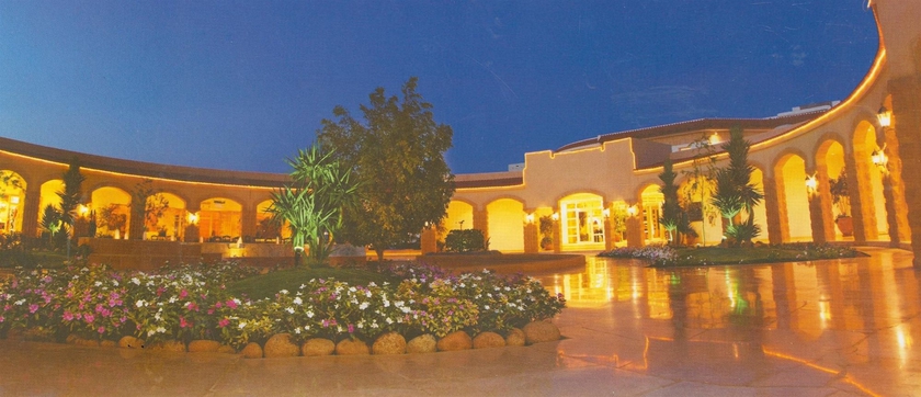 Imagen general del Hotel Coral Beach Resort Tiran. Foto 3