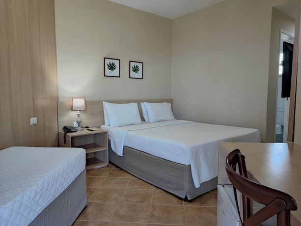 Imagen de la habitación del Hotel Coral Beach, Tamandar&eacute;. Foto 4