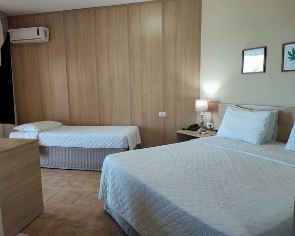 Imagen de la habitación del Hotel Coral Beach, Tamandar&eacute;. Foto 13