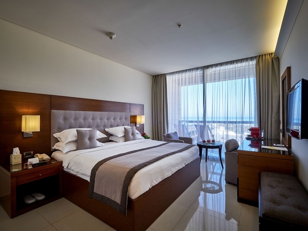 Imagen de la habitación del Hotel Coral Beach and Resort Beirut. Foto 10