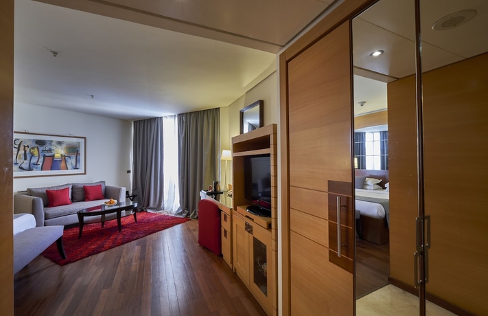 Imagen de la habitación del Hotel Coral Beach and Resort Beirut. Foto 12