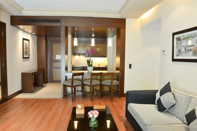 Imagen de los interiores del Hotel Coral Beirut Al Hamra. Foto 13