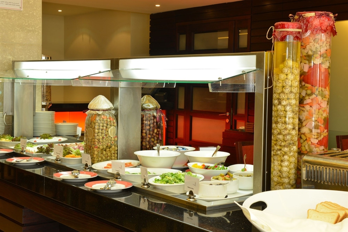 Imagen del bar/restaurante del Hotel Coral Beirut Al Hamra. Foto 5