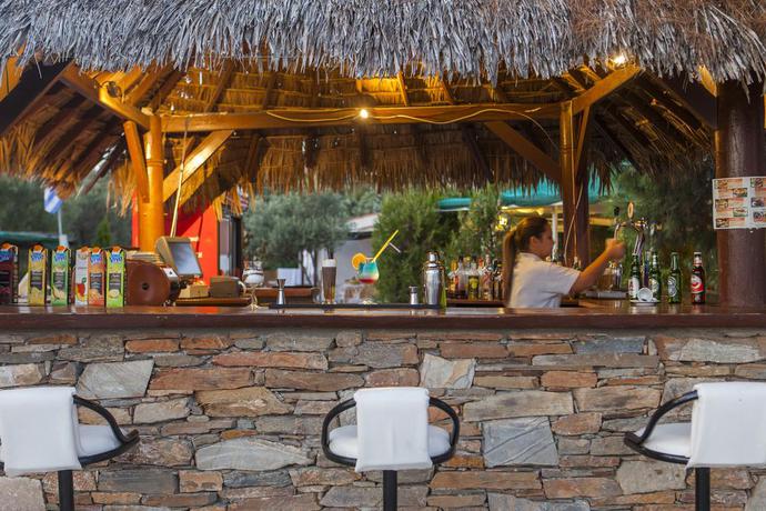 Imagen general del Hotel Coral Blue Beach. Foto 11