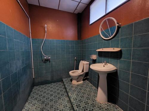 Imagen general del Hotel Coral Bungalows, Ban Haad Rin. Foto 4
