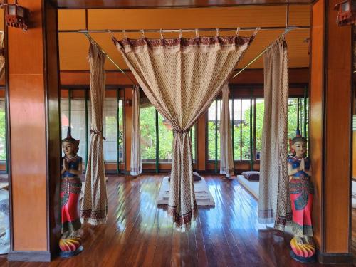 Imagen general del Hotel Coral Bungalows, Ban Haad Rin. Foto 12