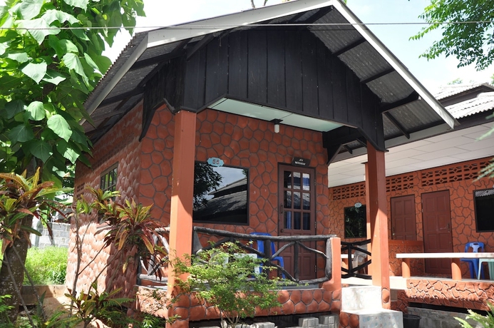 Imagen de la habitación del Hotel Coral Bungalows. Foto 7