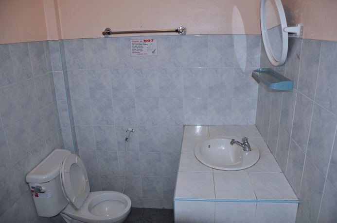 Imagen de la habitación del Hotel Coral Bungalows. Foto 15