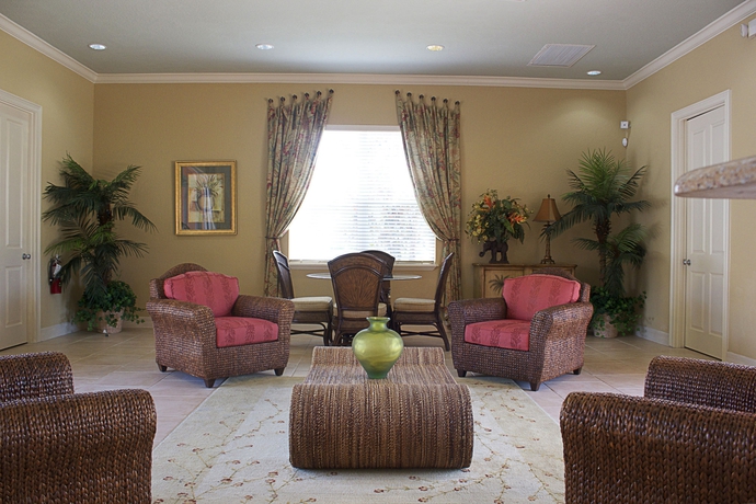 Imagen de los interiores del Hotel Coral Cay Resort by Sky Hotels & Resorts. Foto 10