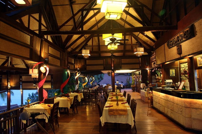Imagen del bar/restaurante del Hotel Coral Cliff Beach Resort Samui. Foto 1