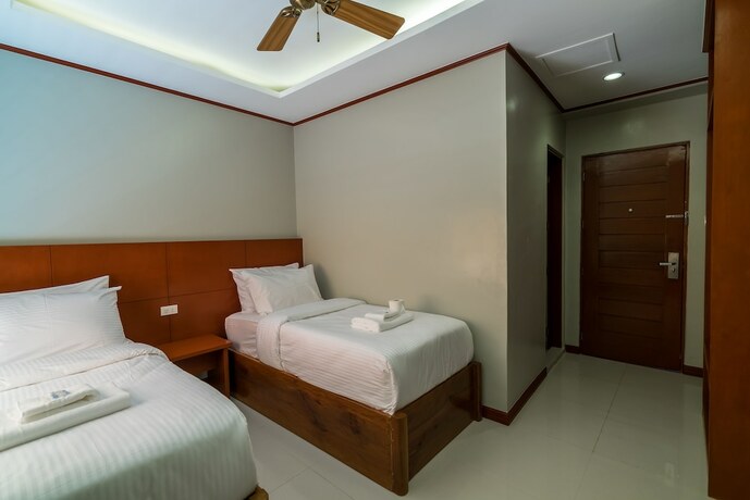 Imagen de la habitación del Hotel Coral Cliff. Foto 25