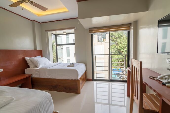 Imagen general del Hotel Coral Cliff Hotel. Foto 4