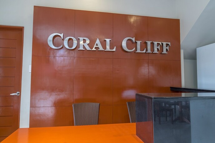 Imagen de los interiores del Hotel Coral Cliff Hotel. Foto 31