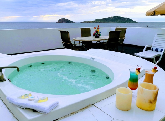 Imagen de la habitación del Hotel Coral Island. Foto 16