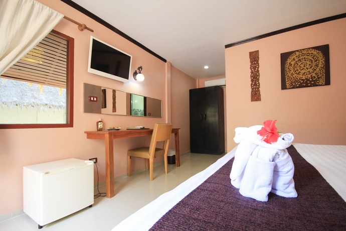 Imagen de la habitación del Hotel Coral Island Resort. Foto 7