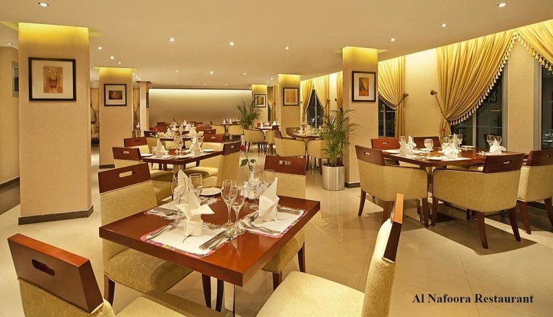 Imagen del bar/restaurante del Hotel Coral Jubail. Foto 1