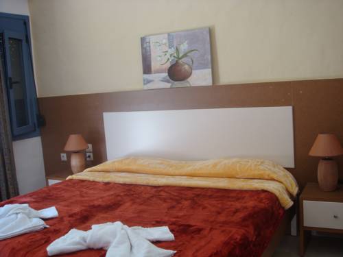 Imagen de la habitación del Hotel Coral Matala. Foto 5
