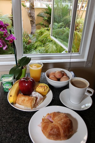 Imagen del bar/restaurante del Hotel Coral Princess. Foto 5