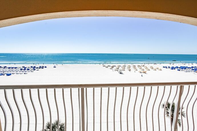 Imagen general del Hotel Coral Reef Beach Resort By Vri Americas. Foto 4