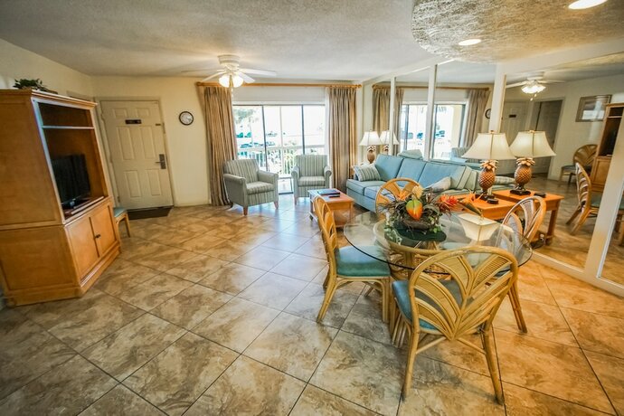 Imagen general del Hotel Coral Reef Beach Resort By Vri Americas. Foto 6