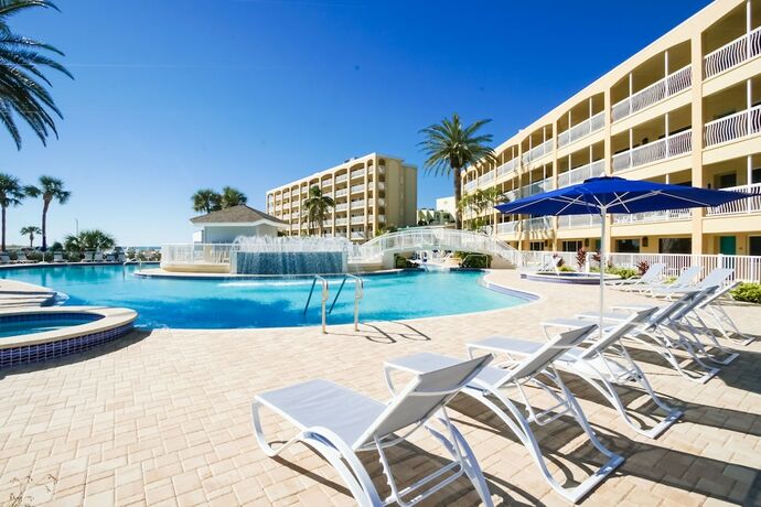 Imagen general del Hotel Coral Reef Beach Resort By Vri Americas. Foto 9