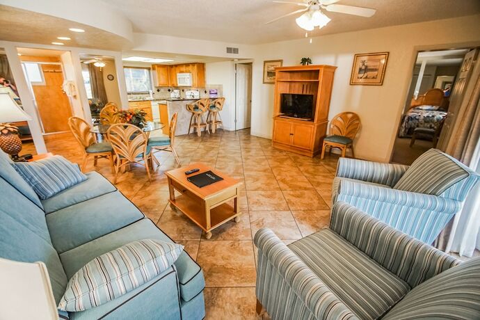 Imagen de la habitación del Hotel Coral Reef Beach Resort By Vri Americas. Foto 19