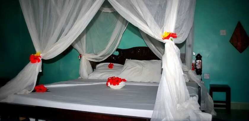 Imagen general del Hotel Coral Reef Beach Resort. Foto 9