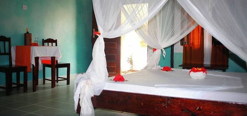 Imagen general del Hotel Coral Reef Beach Resort. Foto 10