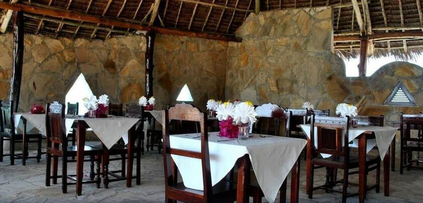 Imagen general del Hotel Coral Reef Beach Resort. Foto 15