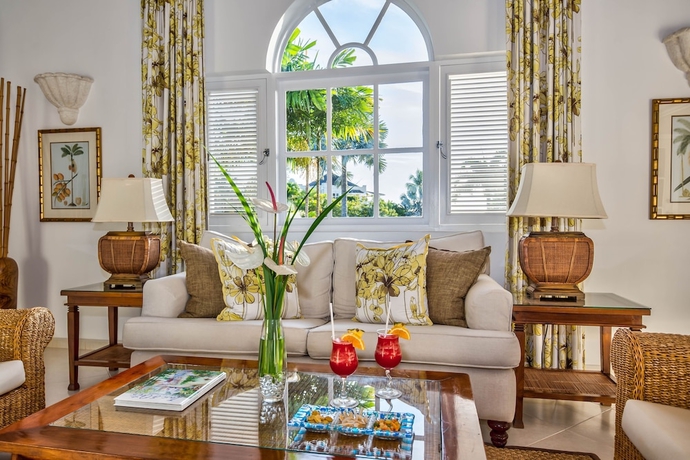 Imagen de la habitación del Hotel Coral Reef Club. Foto 18