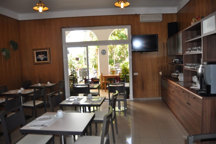 Imagen del bar/restaurante del Hotel Coral, San Feliu de Guixols. Foto 4