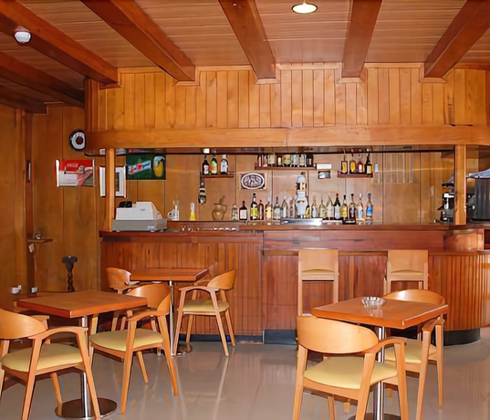 Imagen del bar/restaurante del Hotel Coral, San Feliu de Guixols. Foto 7