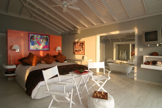 Imagen de la habitación del Hotel Coral Sands, Dunmore Town. Foto 3