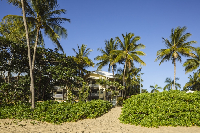 Imagen de los exteriores del Hotel Coral Sands Resort, Cairns - Playa Trinity. Foto 4