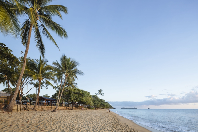 Imagen de los exteriores del Hotel Coral Sands Resort, Cairns - Playa Trinity. Foto 5