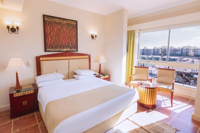 Imagen de la habitación del Hotel Coral Sea Beach and Aqua Park. Foto 3