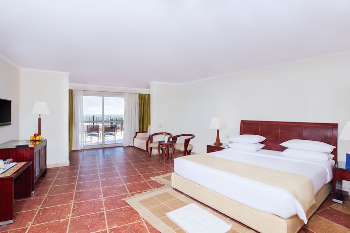 Imagen de la habitación del Hotel Coral Sea Beach and Aqua Park. Foto 11