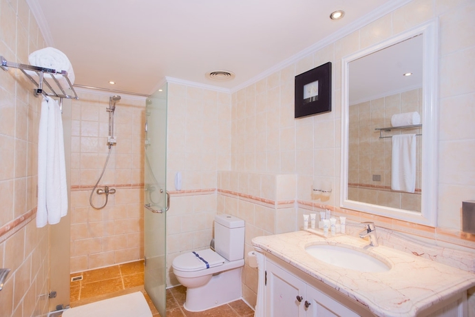 Imagen de la habitación del Hotel Coral Sea Beach and Aqua Park. Foto 18