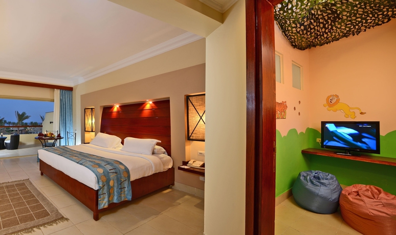 Imagen de la habitación del Hotel Coral Sea Holiday Resort and Aqua Park. Foto 3