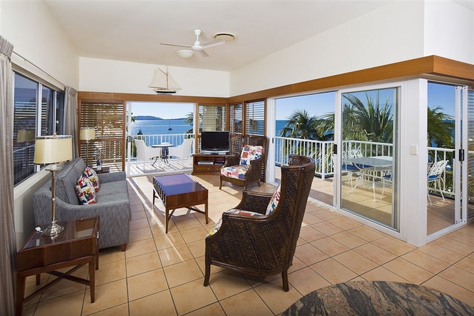 Imagen de los interiores del Hotel Coral Sea Marina Resort. Foto 12