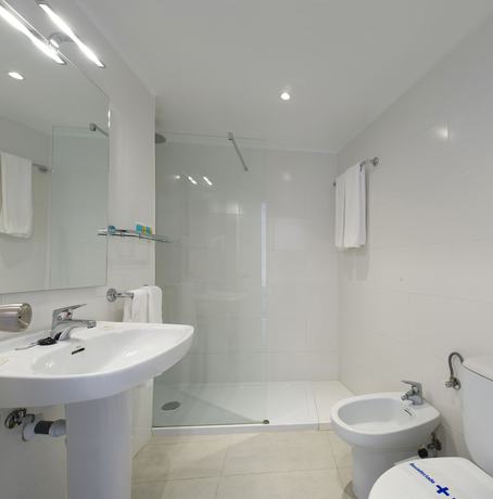 Imagen de la habitación del Hotel Coral Star Hotel & Apartments. Foto 23