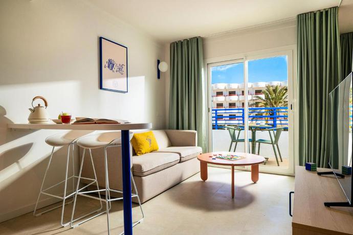 Imagen de la habitación del Hotel Coral Star & Apartments. Foto 7
