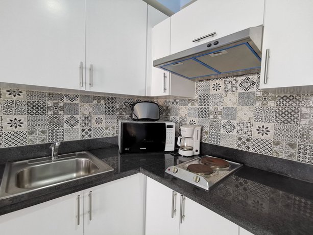 Imagen de la habitación del Hotel Coral Suites Beach Club and Spa. Foto 2