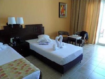 Imagen de la habitación del Hotel Coral Sun Beach. Foto 4