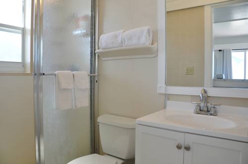 Imagen de la habitación del Hotel Coral Tides Resort & Beach Club. Foto 5