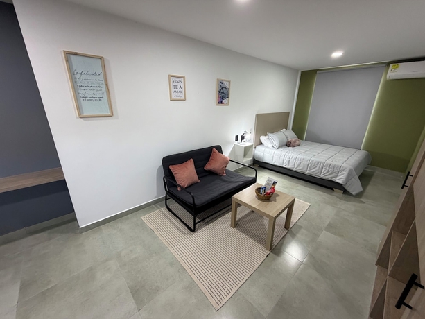 Imagen de la habitación del Hotel Coral Tower. Foto 3