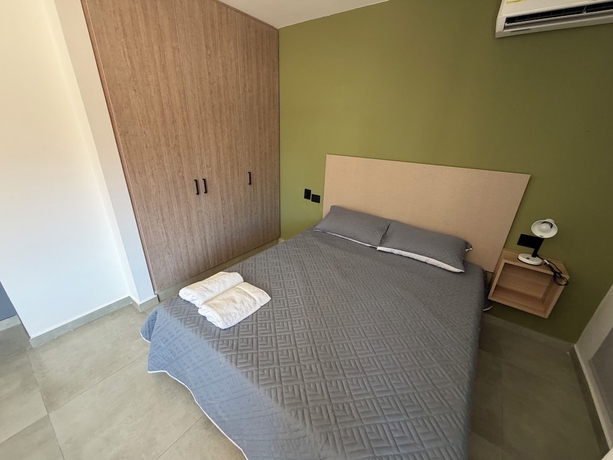 Imagen de la habitación del Hotel Coral Tower. Foto 8